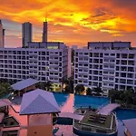 Laguna Infinity Maldives อพาร์ทเม้น