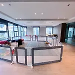 The Base Center Pattaya By Ny