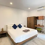 Luxury Pool Villa Pattaya Center C3- 3 Bedroom