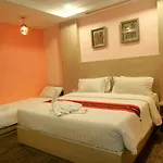 โรงแรม Romeo Palace 3*