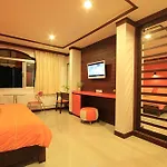 The Palm Delight 2*