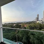 One Tower 1 Bed 105 By Thaiminatorpattaya