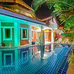 Garden Villa - Pattaya Holiday House Walking Street 4 Bedrooms