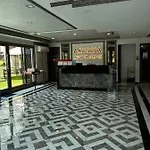 Arcadia Center Suites