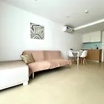 New 1-Bed At Aurora Cozy Beach