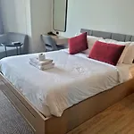 Apartment Edge Near Walking Street