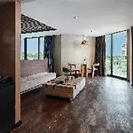 Tsix5 Quarter 5* Pattaya
