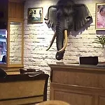 Zip & Restaurant