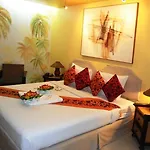 Pasadena Lodge Pattaya