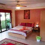 Hotel Billabong 2*