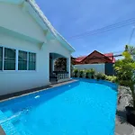 Pool Villa, Near Walking Street By Pattaya Holiday
