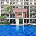 Arcadia市中心 超大泳池 一室套房 风月步行街中心区域