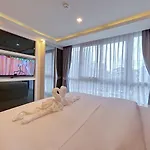 Apartment Grand Avenue