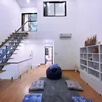 市中心4卧6卫别墅/步行街8分钟/门口711