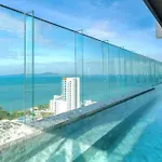 Luxury Suite With Sea View.