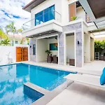 Hollywood Luxury Poolvilla Walking Street 4 Bedrooms Villa