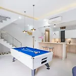 Hollywood Luxury Poolvilla Walking Street 4 Bedrooms Villa