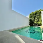 Palm Spring Pool Villa