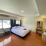 The Sports Lounge