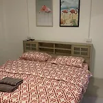 Barzilla Bar And Guesthouse