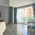 Dragon , Pattaya Hotel