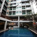 โรงแรม Sunshine & Residences Pattaya
