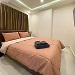 Large 2 Bedroom Condo, Grand Avenue, * Pattaya