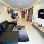 Large 2 Bedroom Condo, Grand Avenue, * Pattaya