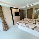Large Ground Floor Condo, Grand Avenue, Apartment Pattaya