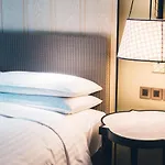 Starfish Pattaya - Bed And Breakfast