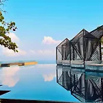 Edge Sea View *