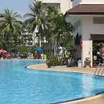 วิวทะเล 1บี เซอร์วิส อพาร์ตเมนท์ Pattaya