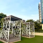 Oceanfront Luxury Condo In Pattaya With Private Beach And Inifinity Pool - Not A Hotel 30 Day Stay Minimum