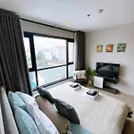 King+queen 2bd & View! @base A +free Netflix