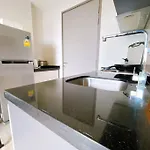 Apartment King+queen 2bd & View! @base A +free Netflix *