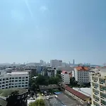King+queen 2bd & View! @base A +free Netflix Apartment Pattaya