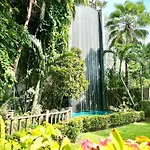 อพาร์ทเม้น Riviera Wongamat