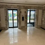 Large Deluxe 5 Grand Avenue Pattaya