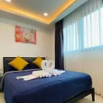 Arcadia Beach Continental