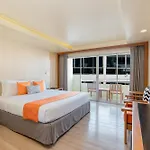 Sunshine & Residences โรงแรม