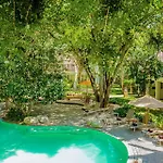 Woodlands Hotel And Resort Pattaya