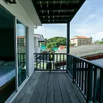 Wong Amat House 2*