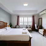 Hotel Wong Amat House
