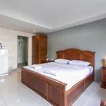 Wong Amat House 2*