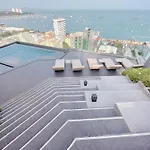 Edge Sea View อพาร์ทเม้น