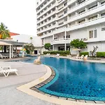 โรงแรมเวลคัม พลาซ่า 3* Pattaya