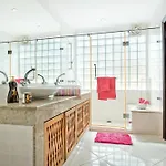 Butterfly Garden Boutique Residences A Luxury Oasis & Lifestyle Destination By Neang The Amenities Want At An Affordable Price Ex Large 1-3 Bedroom Free Wifi Rain Shower Bath Staff 24-7 อพาร์ทเม้น Pattaya