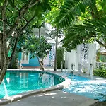 Hotel Deeden