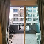 The Base Inn Pattaya