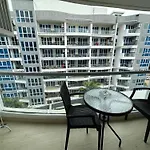 Large Deluxe Grand Avenue * Pattaya